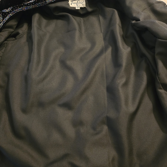 Tan Chho Vintage Velvet Beaded Jacket - Picture 8 of 11